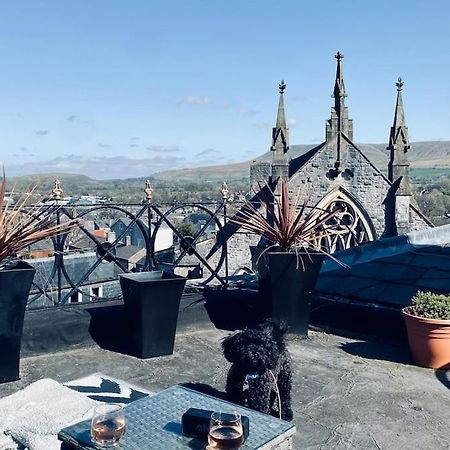 Boutique Penthouse Apartment With Rooftop Terrace クリザーロー エクステリア 写真